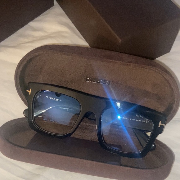 Authentic Tom Ford eyeglasses - Picture 7 of 17